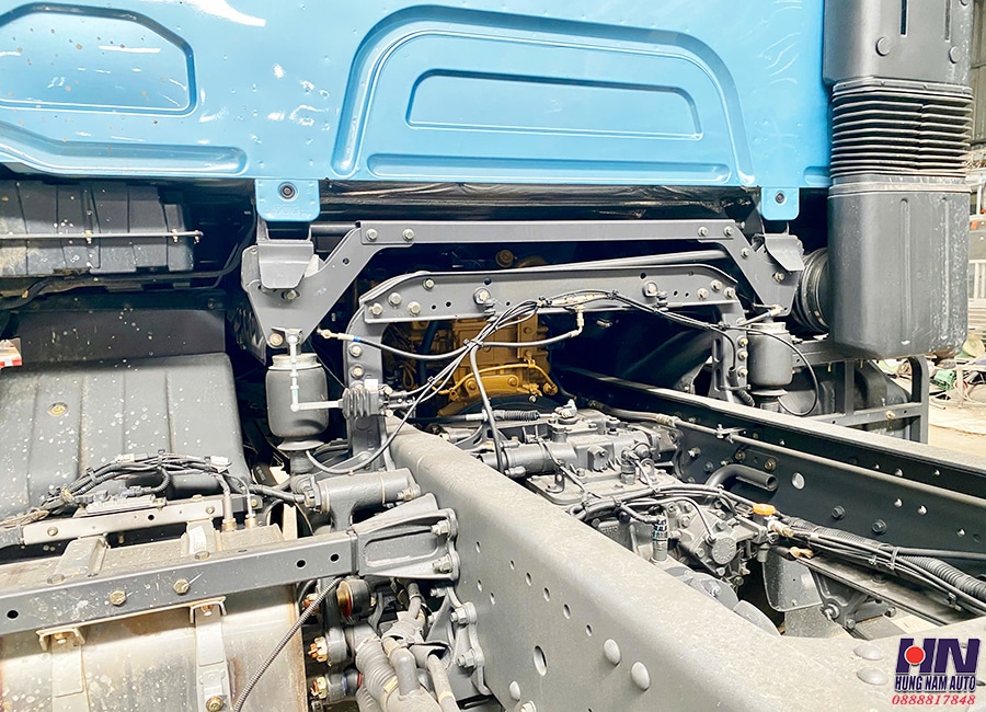 xe tải chenglong h7 18 tấn thùng chở heo