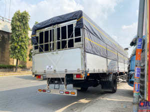 xe tải isuzu fvr900 8 tấn thùng mui bạt 10m