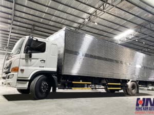 xe tải hino fg 8 tấn thùng kín 10m