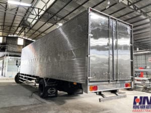 xe tải hino fg 8 tấn thùng kín 10m