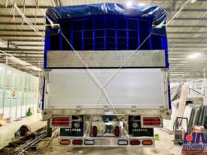 xe tải hino fl 15 tấn thùng mui bạt nhôm