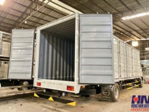 xe tải hino fg8jt8a 8 tấn thùng kín container 10m