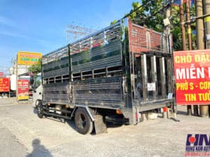 xe tải hino xzu650 1t9 thùng chở gia súc