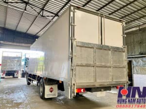 xe tải ud 8 tấn thùng kín