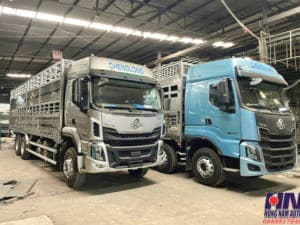 xe tải chenglong h5 15 tấn thùng chở gia súc