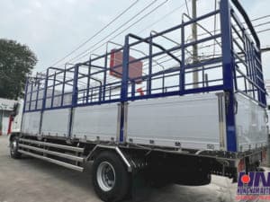 xe tải hino fg8jt8a 8 tấn thùng mui bạt nhôm