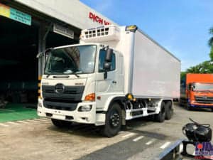 xe tải hino fl 15 tấn thùng đông lạnh 9.1m